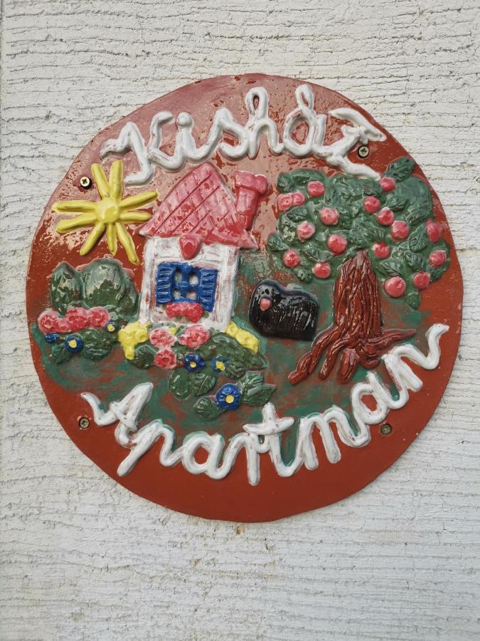 Kisház Apartman Eger Esterno foto