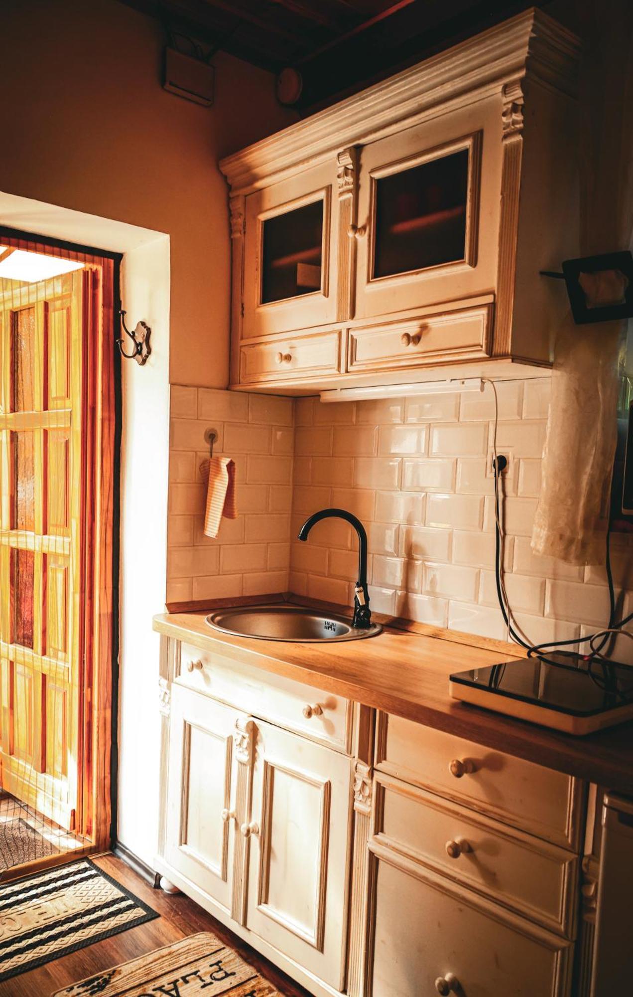 Kisház Apartman Eger Esterno foto